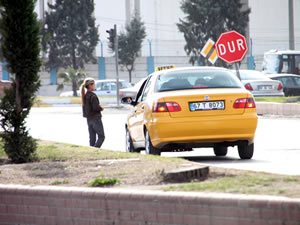 “Çocukların dilendirilmesi ya da çalıştırılması suçtur”