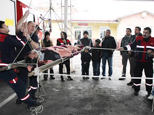 Gönüllü itfaiyecilerin eğitimleri sürüyor