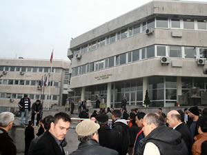 Taşeron maden işçileri sendikalı olmak istiyor