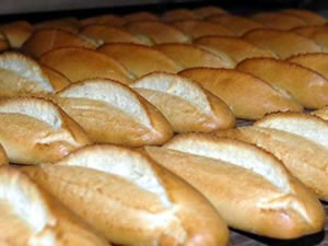 Gnde 6 milyon ekmek pe gidiyor!