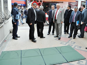 Belediye’nin seccade dağıtımı başladı