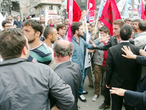 Deniz’leri anma etkinliğinde arbede