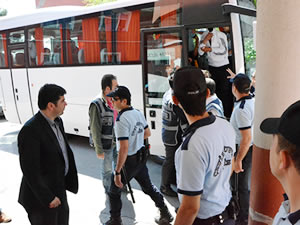 Uyuşturucu çetesi operasyonunda 21 tutuklama