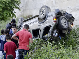 Alaplı’da 2 ayrı kazada 8 kişi yaralandı