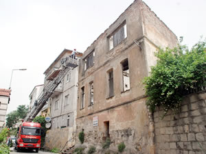 150 yıllık tarihi bina yıkıldı