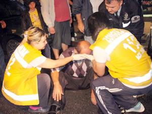 Bu kez yaya araca çarptı!