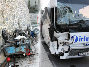 Alaplı’da feci kaza: Patpatla midibüs çarpıştı
