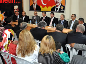AK Parti’de bayramlaşma programı