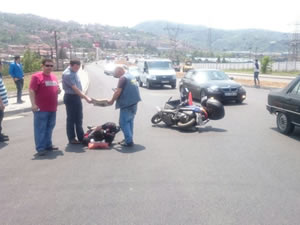 Otomobil ile motosikletin arpt kazada 1 kii yaraland