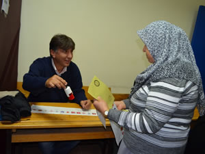 Zonguldakta gurbetiler oylarn kullanmaya balad