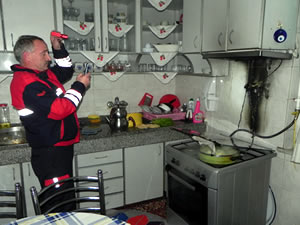 Aşırı elektrik yüklenmesi, yangına neden oldu