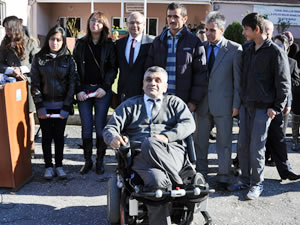 FED, üyelerine meslek edindiriyor