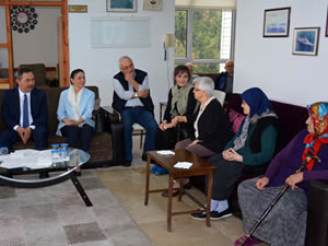 Belediye Bakan Uysal, Huzurevi sakinlerini ziyaret etti