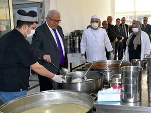 Ereğli Belediyesi, ihtiyaç sahibi ailelere Ramazan boyunca sıcak yemek ulaştıracak