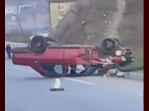 Virajı alamayan otomobil takla attı, 2 kişi yaralandı